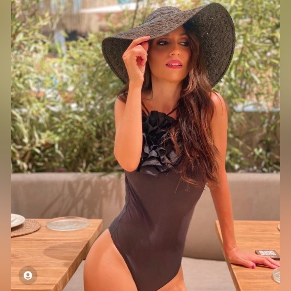ZARA | NWT ASYMMETRICAL FLORAL ROSETTE SWIMSUIT ONE-PIECE IN BLACK XL - Picture 2 of 10